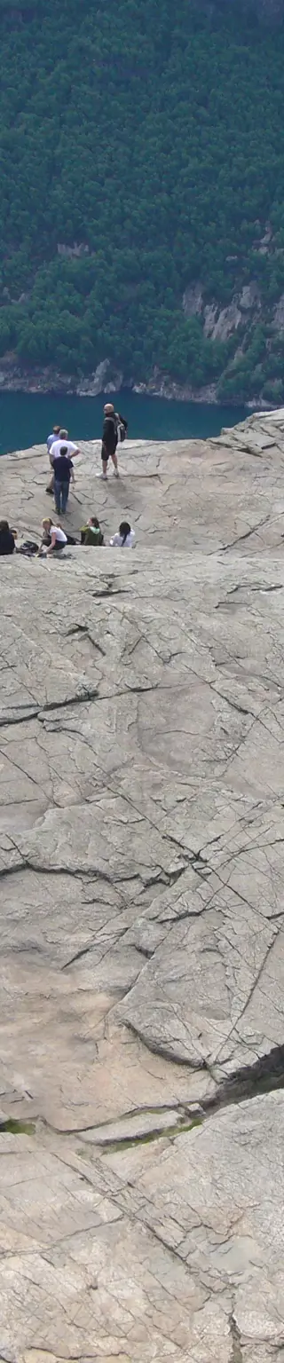 Den Preikestolen bezwingen und sich mit einem atemberaubenden Ausblick belohnen